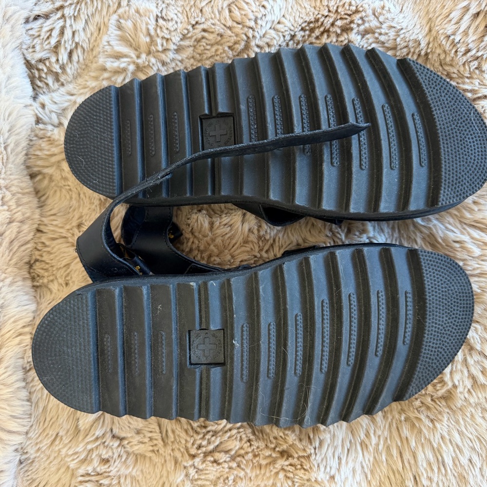 Dr. Martens Blaire Hydro Sandal - Picture 3 of 5